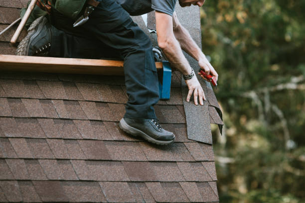 Best Residential Roofing Contractor  in Fredonia, KS